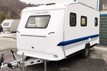 DWJ470拖掛房車 6米牽引式旅居車 德國愛科進(jìn)口撞剎底盤