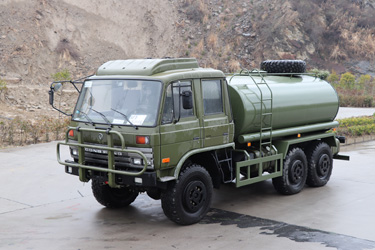 東風(fēng)六驅(qū)雙排灑水車(chē) EQ2102N越野運(yùn)水車(chē) 8-10立方東風(fēng)罐式運(yùn)輸車(chē)