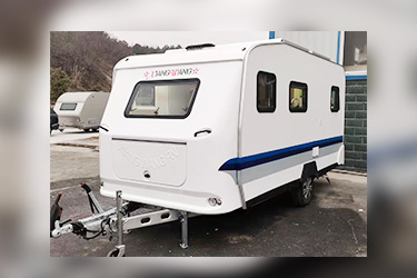 DWJ470拖掛房車_5.9米牽引式旅居房車銷售_德國愛科進(jìn)口撞剎底盤報價