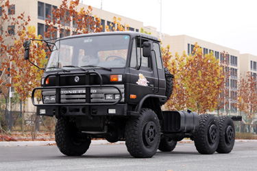190馬力東風六驅(qū)EQ2102底盤_246炮車專用底盤_6×6運兵車3.5噸小鋼炮軍車
