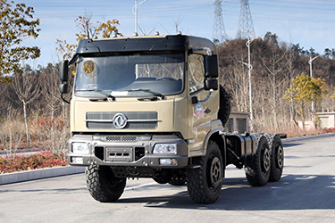東風六驅(qū)EQ2102專用底盤_210馬力越野運兵車升級款_246軍車底盤改裝廠家